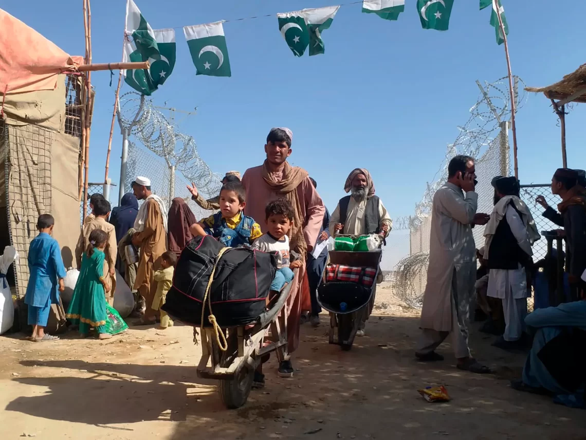 موج جدید بازداشت پناهندگان افغانستانی در پاکستان