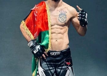 مبارزات آزاد؛ پیروزی حسن‌زاده ورزش‌کار مبارزات آزاد افغانستان در برابر حریفِ امریکایی‌اش