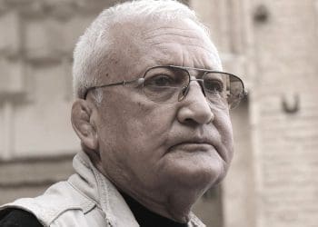 «آینه و درخت سنجد»؛ گذری بر میراث ره‌نورد زریاب