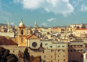 بازگشت نجات‌دهنده؛ به‌بهانه‌ی زادروز مسیح در سایه‌ی جنگ غزه