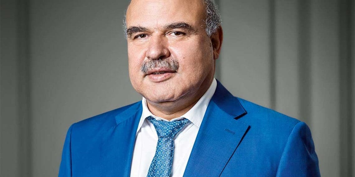 میرویس عزیزی: ده میلیارد دالر در افغانستان سرمایه‌گذاری می‌کنم