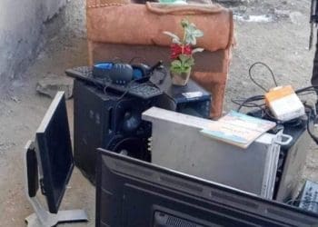 طالبان یک رادیو را در خوست بستند