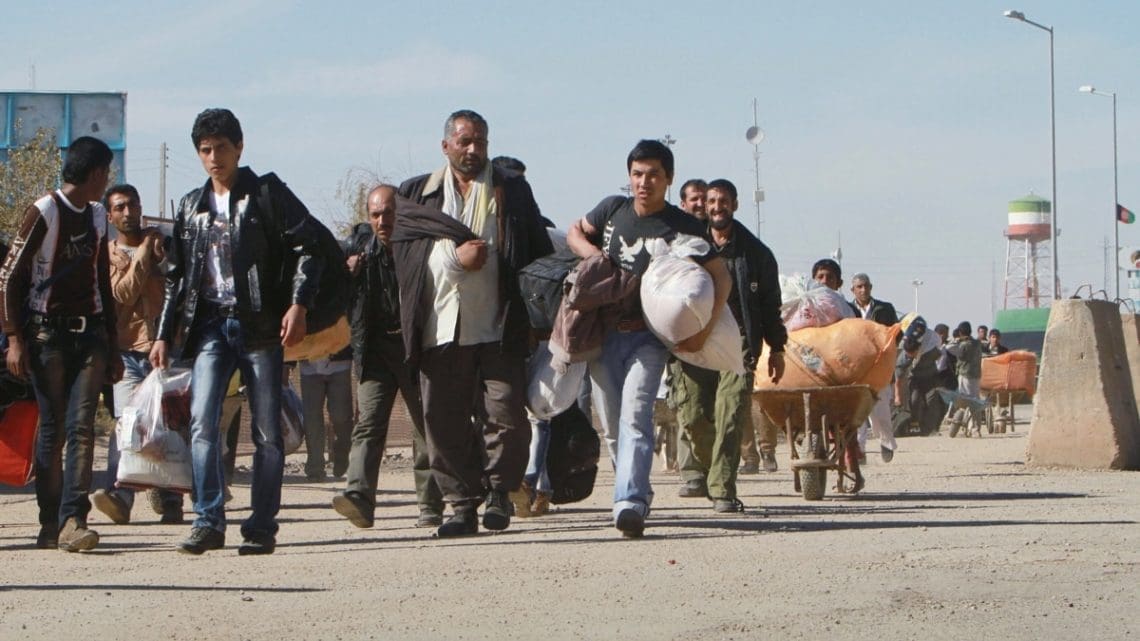 بازگشت بیشتر از یک هزار پناهجوی افغانستانی در ۲۴ ساعت گذشته از ایران