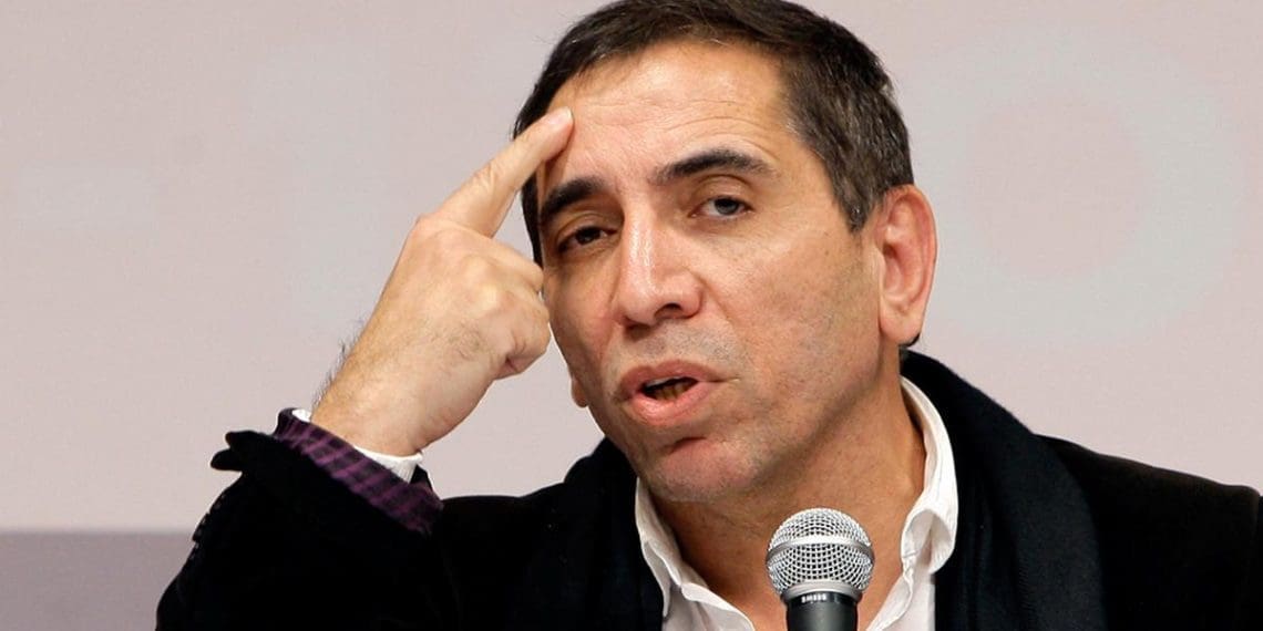 «شیندلر جدید»؛ فیلم‌ساز ایرانی که تلاش دارد هنرمندان و نویسندگان مورد تهدید را از افغانستان خارج کند