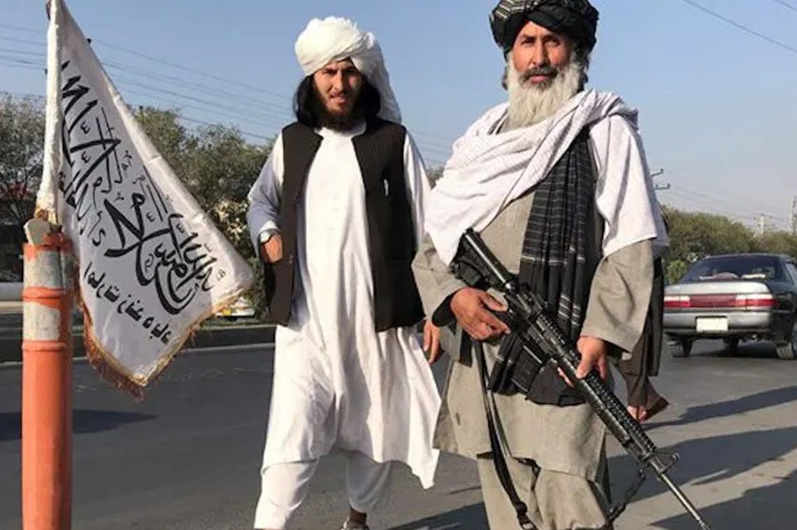 «بحرانِ خلاء اطلاعاتی»؛ طالبان کشتن پنج تن را در یک ایست بازرسی تکذیب میکنند