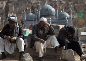 خوشه‌های اندوه؛ چه عواملی افغانستان را «غمگین‌ترین» کشور جهان کرده است؟