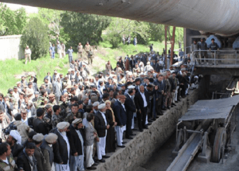 طالبان از آغاز کار تولید «سمنت گلبهار» تا یک‌سال دگر خبر می‌دهند