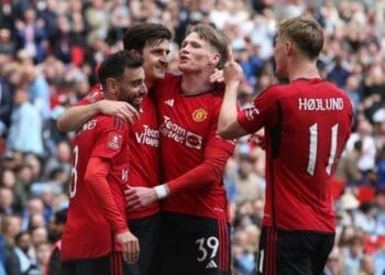 من‌یونایتد به سختی از کاونتر عبور کرده و راهی دیدار نهایی جام حذفی انگلیس شد