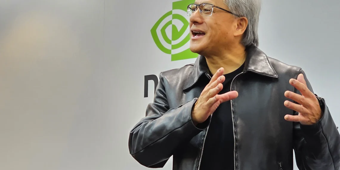 بنیان‌گذار شرکت انویدیا: ما کمپیوترها را هوشمندتر می‌سازیم، پس نیاز به یادگیری علوم کمپیوتر نیست