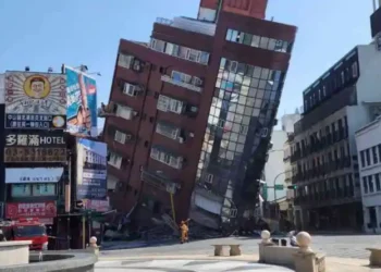 قوی‌ترین زمین‌لرزه در ۲۵ سال گذشته در تایوان؛ تاکنون از کشته‌شدن ۹ تن ‌و زخمی‌شدن ۹۰۰ دیگر گزارش شده‌است