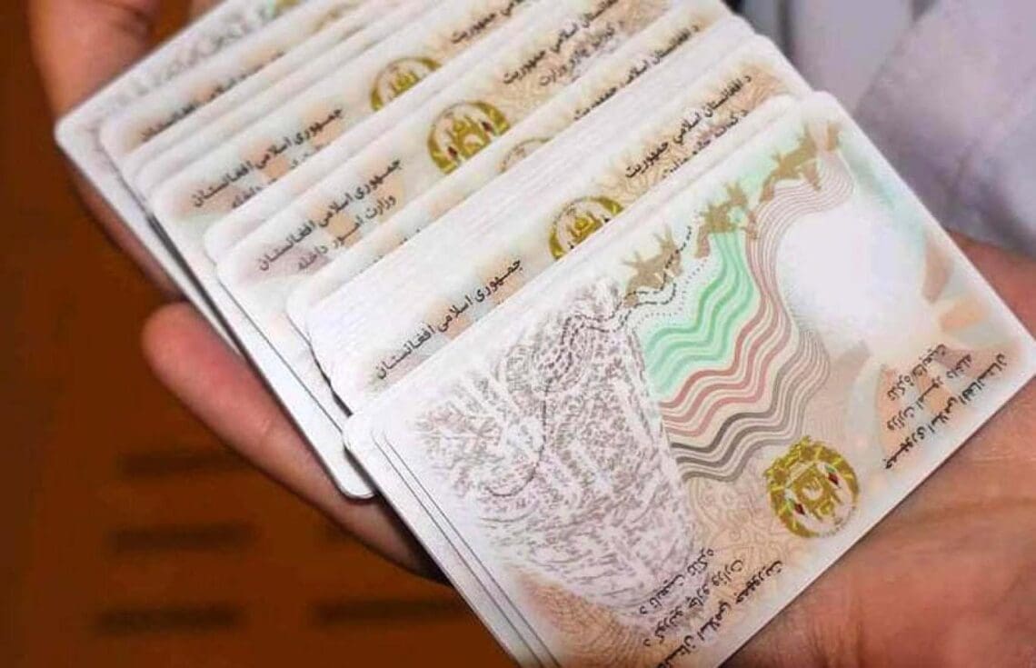 طالبان: برای حدود ۱۴۰ هزار تن درسال گذشته در تخار شناسنامه توزیع شد