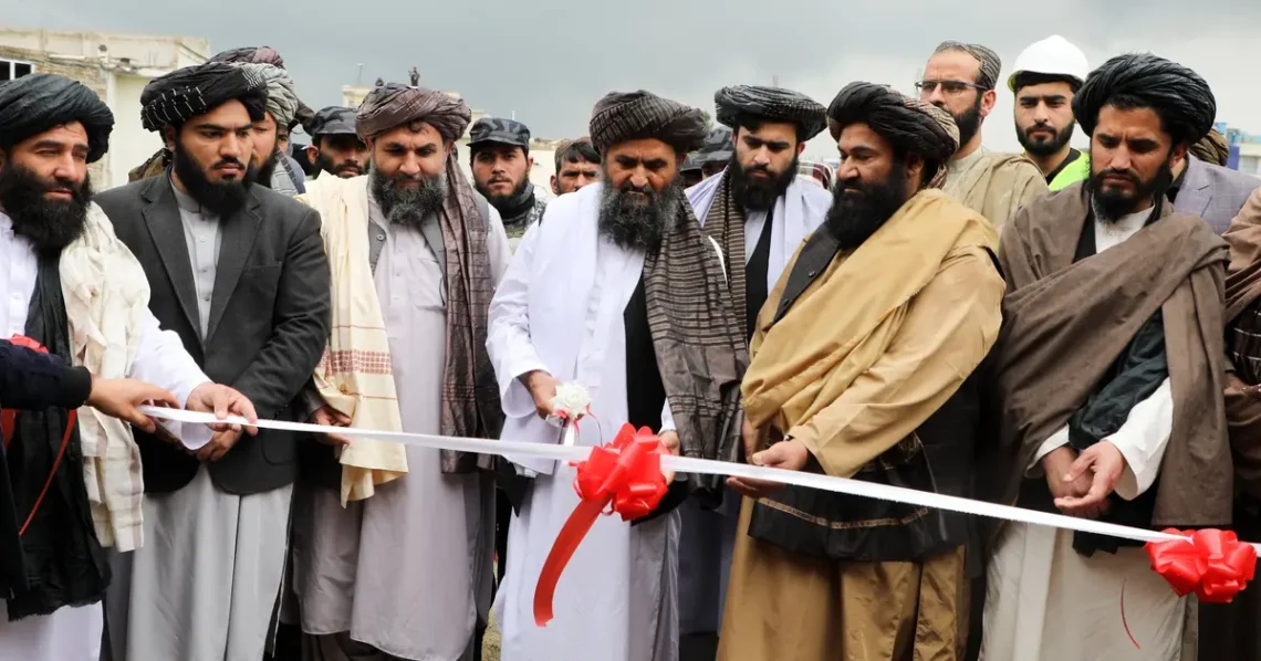 طالبان: کار سه پروژهی سرکسازی در کابل با هزینهی حدود یک میلیارد افغانی آغاز شده است