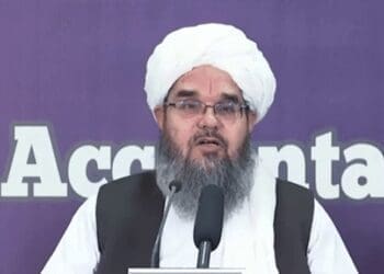 سرپرست وزارت معادن طالبان از تامین امنیت سرمایه‌گذاران خارجی در افغانستان اطمینان می‌دهد