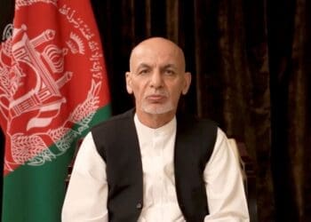 اشرف غنی در واکنش به سیلاب‌های اخیر کشور: در این لحظات غم‌انگیز خود را در اندوه و درد فرد فرد شما شریک دانسته و در کنارتان قرار دارم