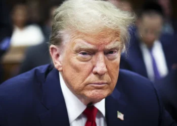 ترمپ: امریکا یک ملت شکست‌خورده است