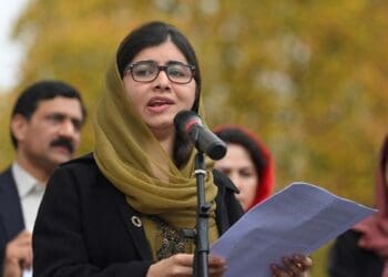 ملاله یوسفزی: اخراج پناهندگان بدون مدرک افغانستان را از پاکستان متوقف کنید
