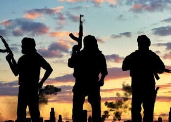 معاون سابق وزیر دفاع امریکا: تهدیدهای ناشی از افغانستان طالبان از سال ۲۰۰۱ هم بدتر شده است