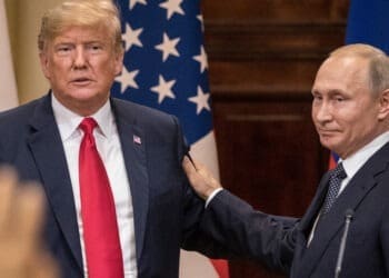 مداخلهی روسیه در انتخابات امریکا؛ ماموری اطلاعاتی امریکا میگوید که روسیه قصد دارد ترمپ را در انتخابات ریاستجمهوری امریکا کمک کند