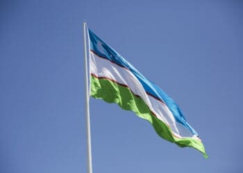 وزیر صنعت و تجارت طالبان به اوزبیکستان سفر کرد