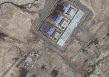 چین در واکنش به تهدیدهای ناشی از قلمرو طالبان یک پایگاه نظامی مخفی در تاجیکستان می‌سازد