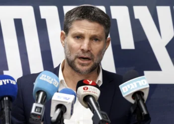 وزیر بازرگانی اسرائیل: شاید منصفانه و «اخلاقی» باشد که ما ۲ میلیون مردم غزه را گرسنه نگه‌داریم