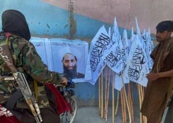 فرمان تازه‌ی رهبر طالبان: تجلیل از روزهای مادر، معلم و راه رفتن روی فرش سرخ خلاف شریعت و حرام است