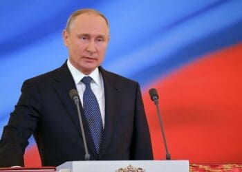 پوتین می‌گوید روسیه به آزمایش و تولید موشک‌های بالستیک جدید ادامه خواهد داد