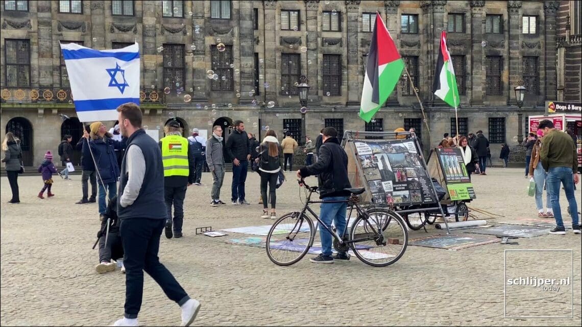 حادثه‌ی آمستردام؛ ناآرامی‌ها پس از حمله‌ی حامیان فلسطین به طرف‌داران تیم فوتبال اسرائیلی ادامه دارد‌