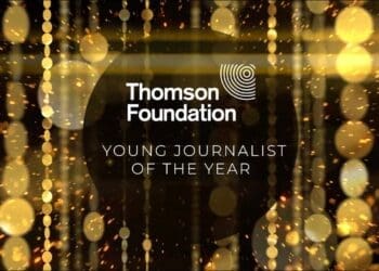 یک خبرنگار زن «گمنام» افغانستان برنده‌ی جایزه‌ی بنیاد تامسون شده است