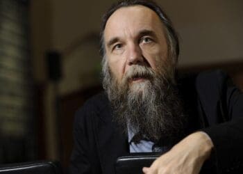 چهره‌ی نزدیک به پوتین: ترکیه به روسیه و ایران خیانت کرد