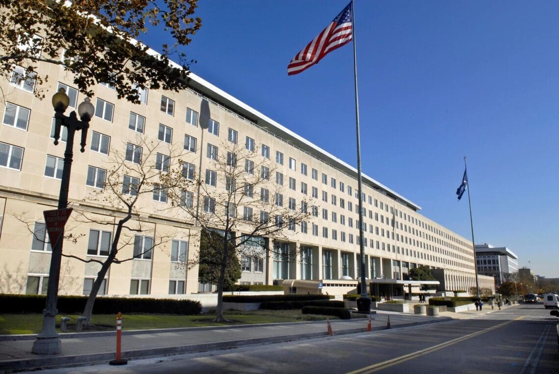 گزارش وزارت خارجهی امریکا: گروههای هراسافگن به دنبال دستیابی به مواد بیولوژیکی و هستهای هستند