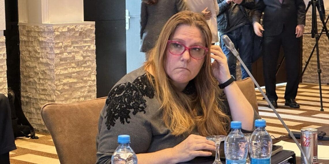 کرن دکر: چرا طالبان نمی‌شنود؟