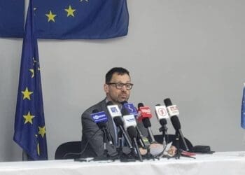 نیکلاسون: هیچ مقام طالبان نتوانست دلیل «بسته‌شدن انستیتوت‌های طبی بر روی زنان» را به ما توضیح بدهد