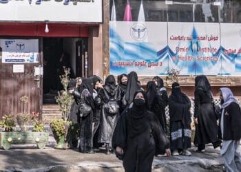 انتقاد تند جنبش زنان معترض: سکوت جهانی همدستی با «جنایات طالبان» است