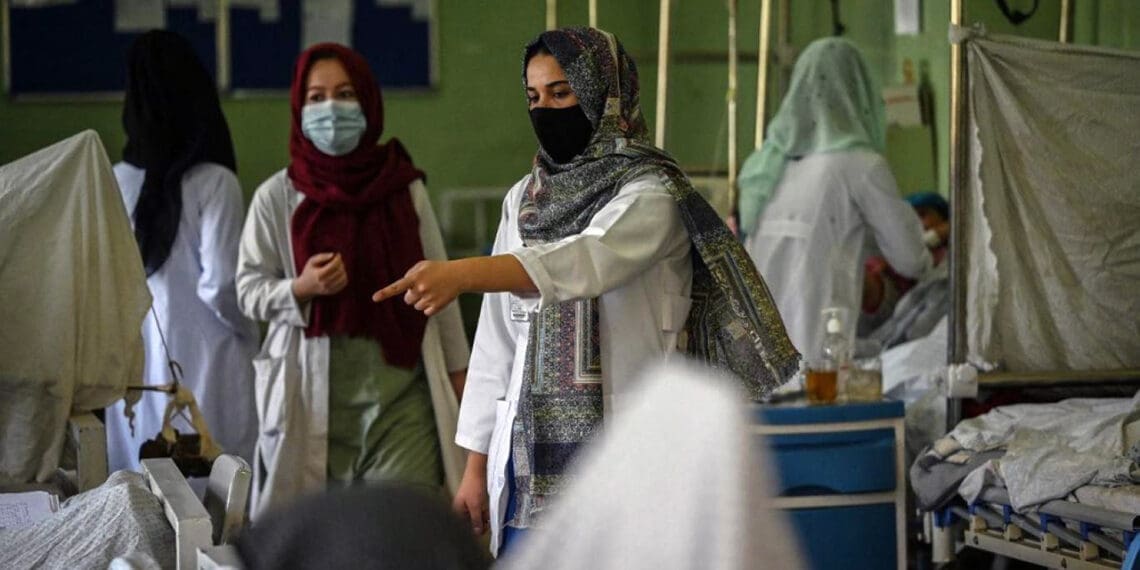 طالبان انستیتوت‌های صحی را نیز بر روی دختران و زنان بست