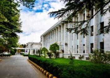 طالبان کاردار پاکستان در کابل را احضار کرد