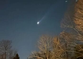 اشیای ناشناخته در آسمان نیو جرسی؛ تنها اف‌بی‌آی پنج‌هزار گزارش دریافت کرده