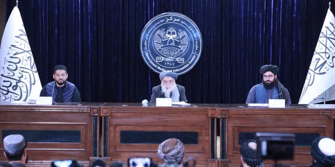 پس از حضور «مهمان» در نشست اقلیمی باکو؛طالبان ‌خواستار اشتراک «معنادار» در این گفت‌وگوها شد