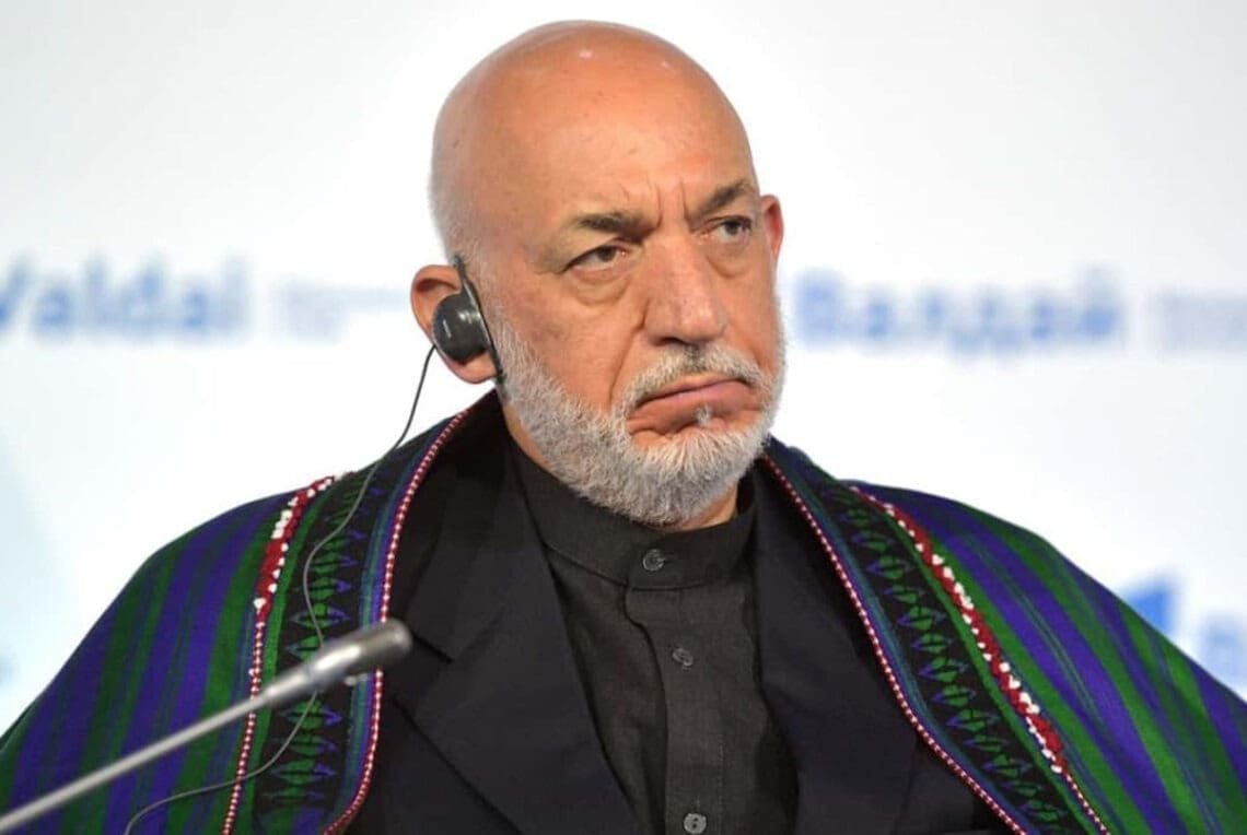 کرزی به طالبان: تصمیمتان را «فوراً» لغو کنید