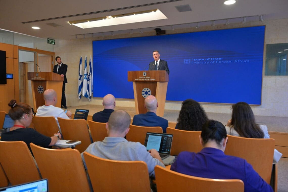 تاکید وزیر امور خارجه‌ی اسرائیل بر حمایت از کردها در سوریه