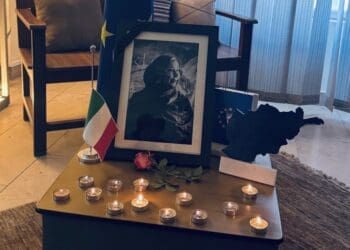 کاردار پیشین اتحادیه‌ی اروپا در افغانستان درگذشت