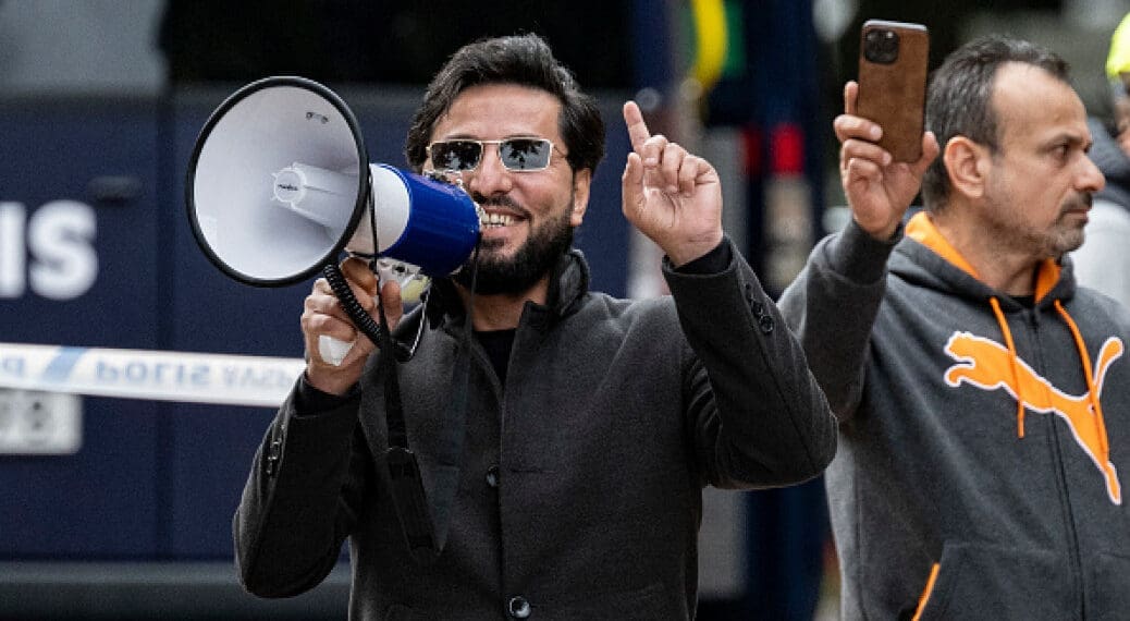 پناهنده‌ی عراقی که قرآن را سوزانده بود در سویدن کشته شد