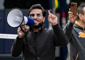 پناهنده‌ی عراقی که قرآن را سوزانده بود در سویدن کشته شد