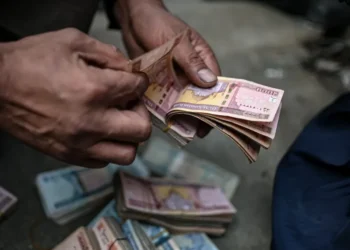 طالبان دستور جدیدی برای مقابله با قاچاق ارز و ترویج افغانی صادر کرد