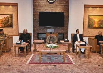 رئیس ستاد ارتش پاکستان: یگانه مشکل ما با افغانستان «هراس‌افگنی» است