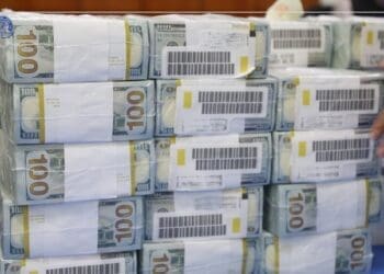 طالبان: از امریکا «یک روپیه» هم دریافت نکرده‌ایم