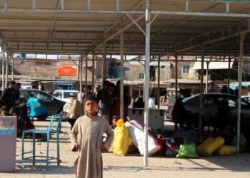 طالبان و پاکستان در کشمکش مرزی؛ گذرگاه تورخم همچنان بسته ‌است