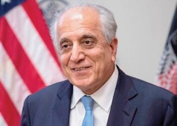 خلیل‌زاد: پاکستان برای امتیاز طلبی از رهبران پیشین کشور به‌عنوان ابزار چانه‌زنی با طالبان استفاده می‌کند