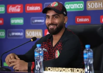 کاپیتان تیم افغانستان پیش از بازی با انگلستان: سیاست از دست ما خارج است 