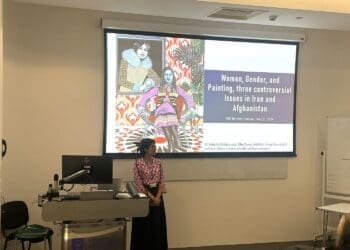 ابتکاری در برابر فراموشی و حذف؛ یک دانشجوی ایرانی، آرشیف دیجیتال هنر زنان افغانستان را می‌سازد